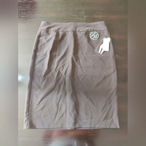 NWT Dressbarn Slimming Sensations Brown Women's Skirt - Size 6